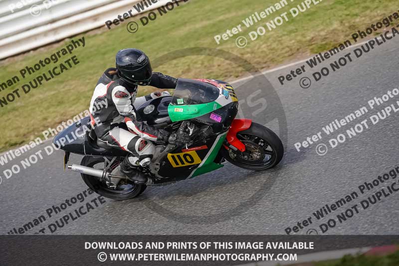 enduro digital images;event digital images;eventdigitalimages;mallory park;mallory park photographs;mallory park trackday;mallory park trackday photographs;no limits trackdays;peter wileman photography;racing digital images;trackday digital images;trackday photos